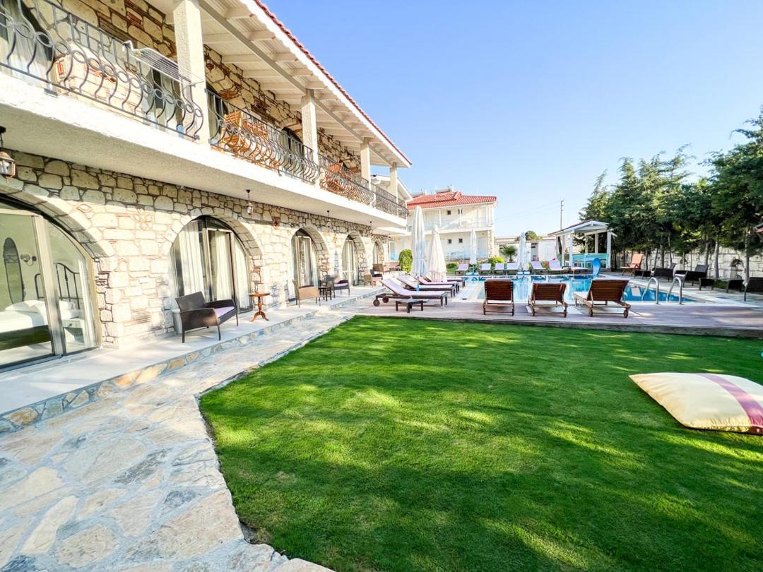 Gonulhan Hotel Alaçatı Exterior foto